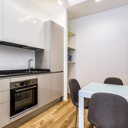 Basiliche Apartment Милано Екстериор снимка