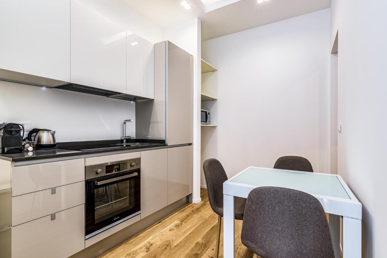 Basiliche Apartment Милано Екстериор снимка