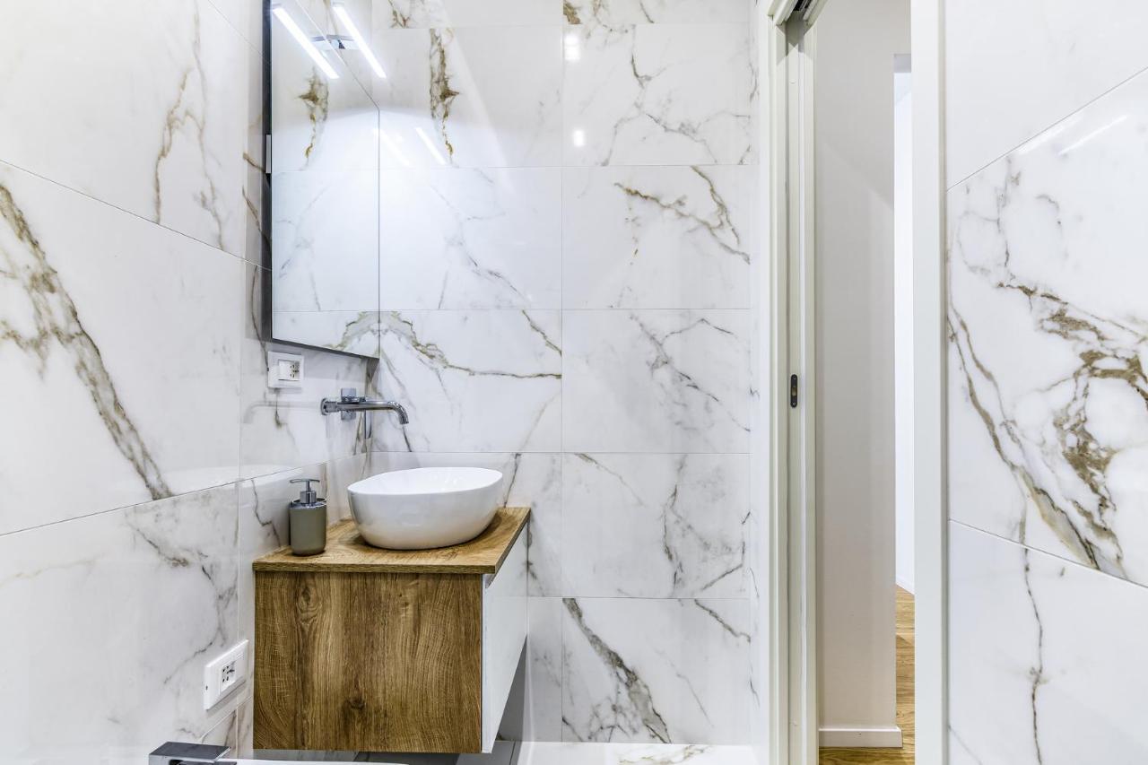 Basiliche Apartment Милано Екстериор снимка