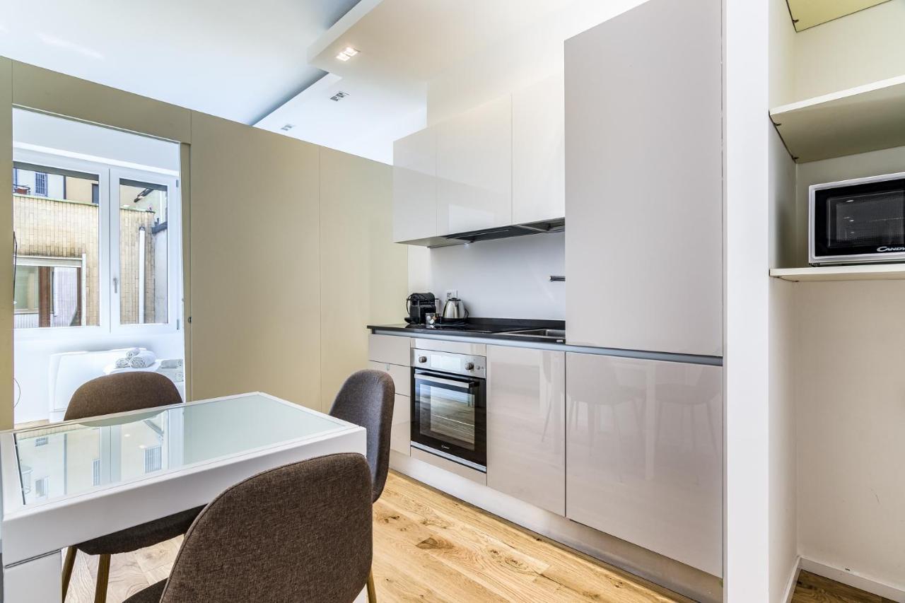 Basiliche Apartment Милано Екстериор снимка